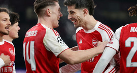 England í dag - Pressa á Arsenal