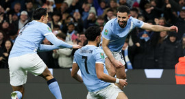 England í dag - Titilbaráttuliðin gegn Nottingham og...