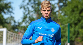 Útilokaði Atla og frysti hann í varaliðinu -...
