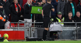 Sjáðu atvikið umtalaða á Anfield - „Drapst eitt...