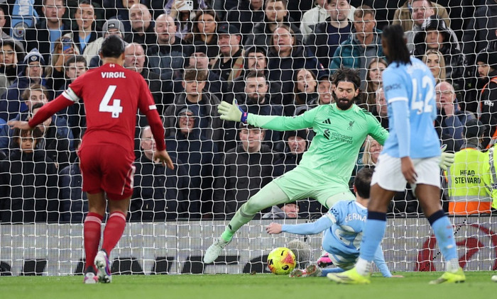 Einkunnir Liverpool og Man City: Bernardo bestur - Alisson fær fimmu