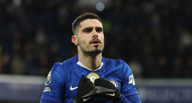 Enski bikarinn: Pedro Neto með þrennu - Wrexham áfram