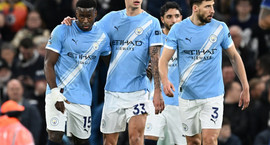 England: Man City tveimur stigum frá Arsenal