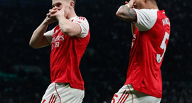 England um helgina - Chelsea heimsækir topplið Arsenal