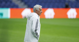 Hvar horfði Mourinho eiginlega á leikinn?