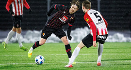 Elías Már um samkeppnina: Erum tveir ólíkir...