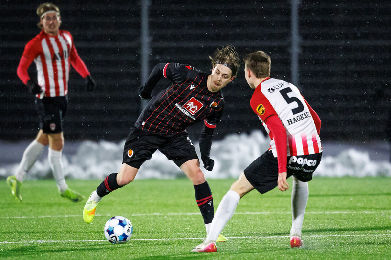 Elías í leik með Víkingi á undirbúningstímabilinu.