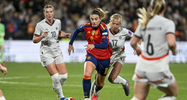 Undankeppni HM: Hetjuleg barátta gegn heimsmeisturunum