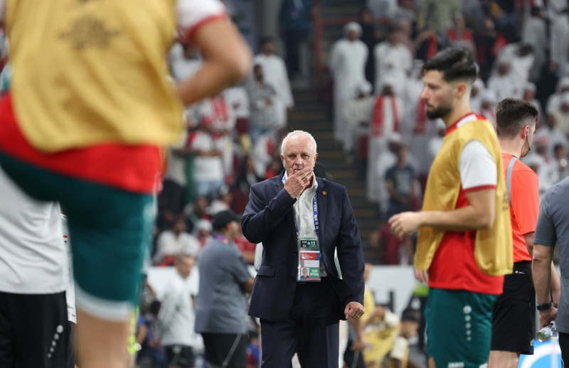 Landsliðsþjálfari Írak hvetur FIFA til að fresta HM umspilinu