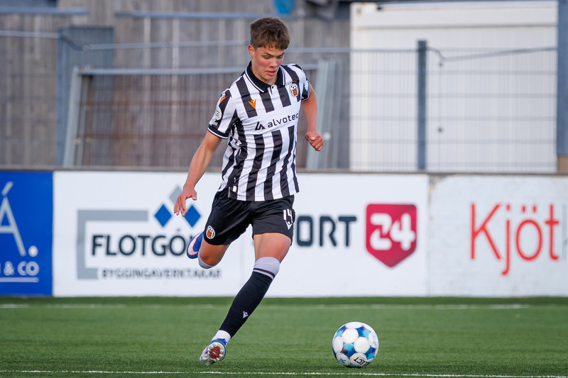 Alexander fagnaði upp á sextán ára afmælið sitt á dögunum.