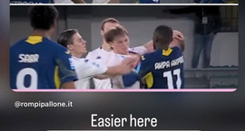 Albert bendir Suslov á hvar hann getur fengið treyjuna