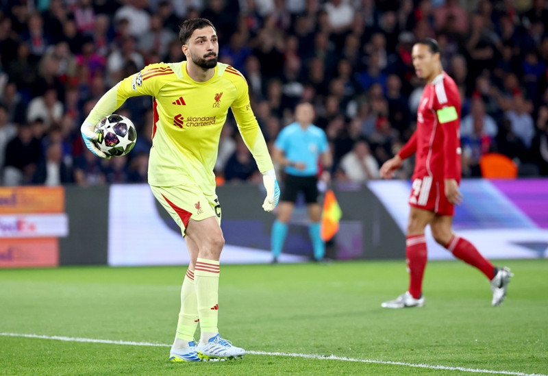 Mamardashvili er mættur aftur á milli stanganna hjá Liverpool