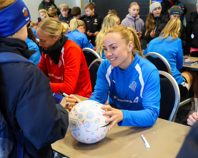 Myndaveisla: Góð stemning á opnu landsliðsæfingunni
