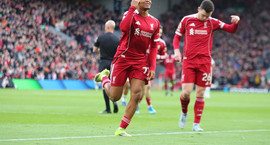 England: Langþráður og dýrmætur sigur Liverpool