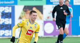 Skoraði í fyrsta leik sínum í Bestu - Fékk tveggja...