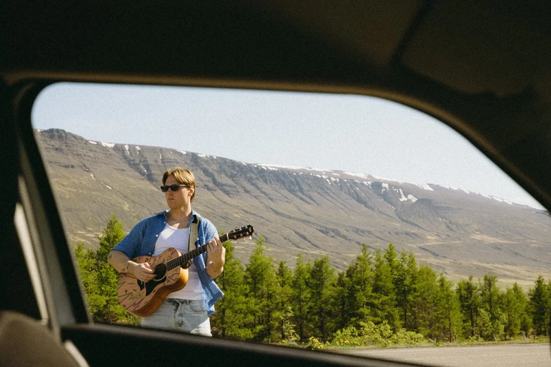 Ágúst er upprennandi tónlistarmaður og mu