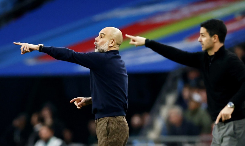 Pep Guardiola og Mikel Arteta.
