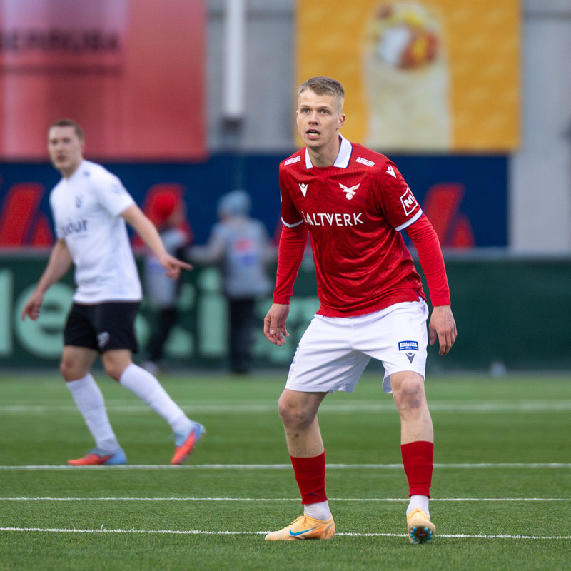 Samúel Kári keyptur til Vals frá Stjörnunni.