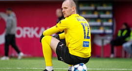 Árni Snær fær harða gagnrýni - &bdquo;Stóð eins og...