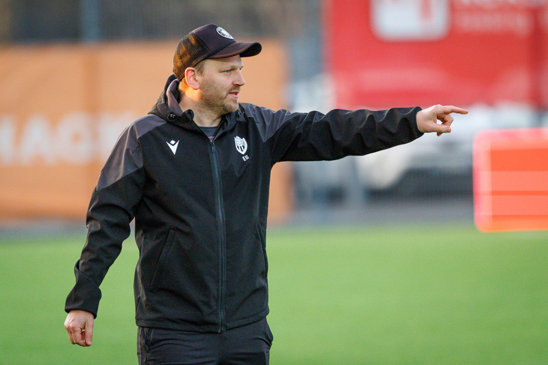 Einar Guðnason þjálfari Víkings
