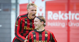 Besta deildin: Valur hafði betur gegn Stjörnunni í...