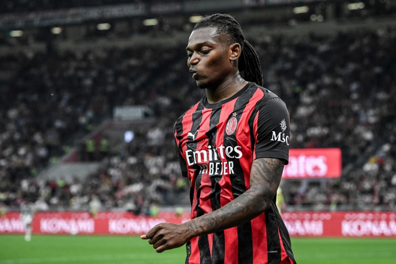 Liverpool býður í Beukema - Milan reynir að selja Leao