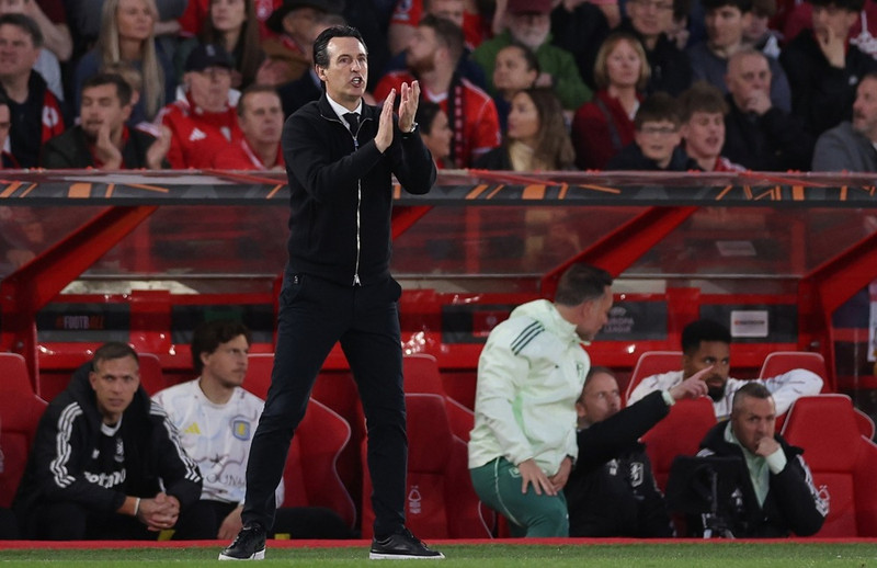 Emery ósáttur með VAR: Hefði getað ökklabrotið Watkins