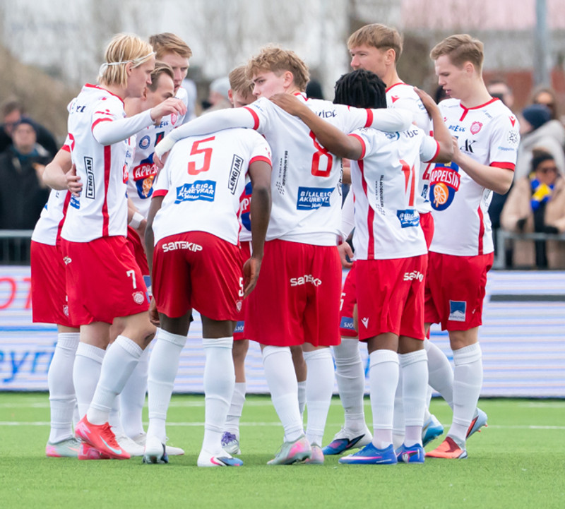 Besta deildin: Íslandsmeistararnir töpuðu á Akureyri