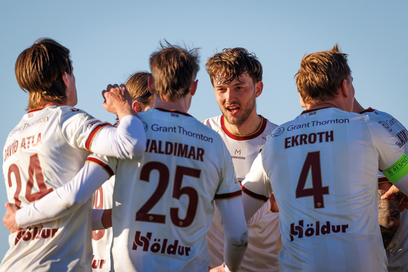 Ísland í dag - Akureyringar mæta toppliðunum