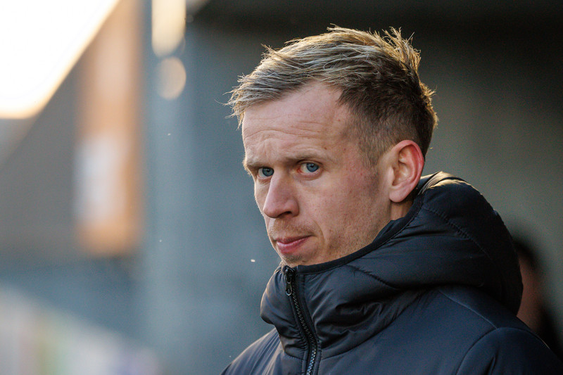 Anton Ingi Rúnarsson segist hafa tekið ákveðinn séns gegn sterku FH-liði en hrósaði sínum leikmönnum fyrir karakterinn í 4-6 tapinu.
