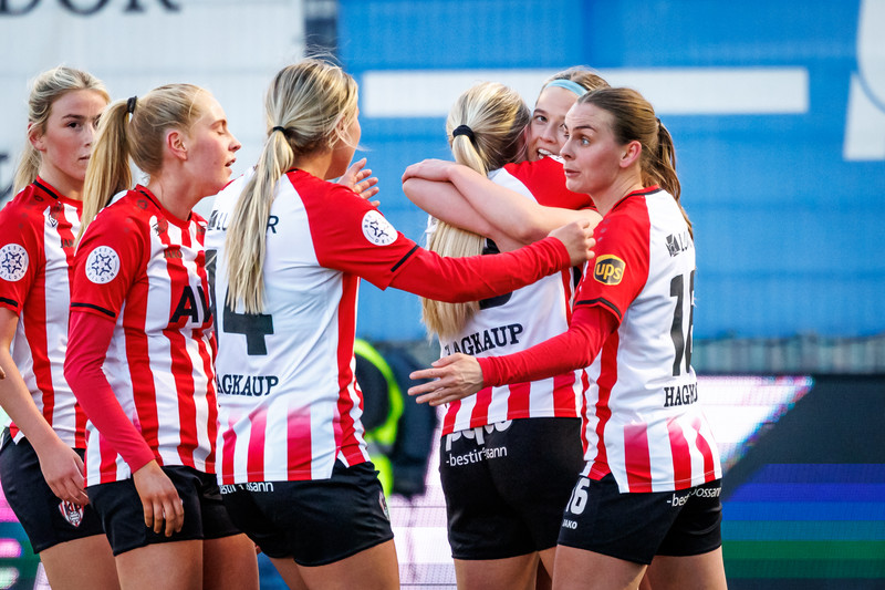 Þróttur er kominn áfram í 8-liða úrslit