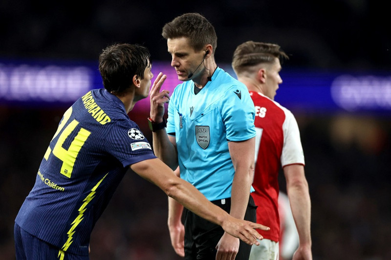 Sjáðu atvikið: Atlético vildi fá vítaspyrnu