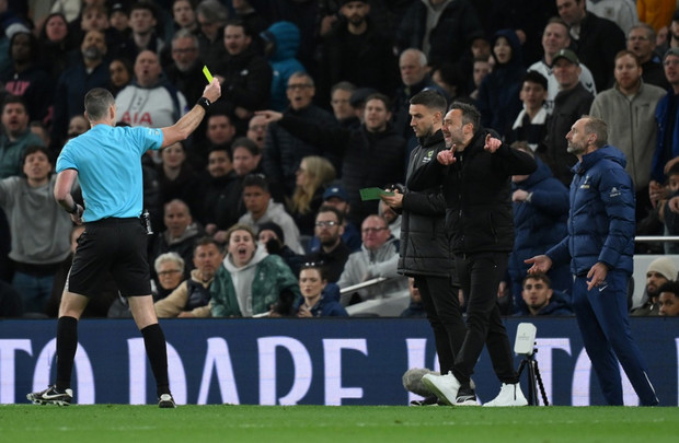 Jarred Gillett Roberto De Zerbi Tottenham