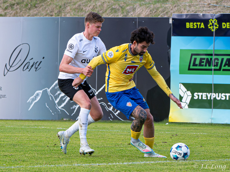 Ísland í dag - Fallbarátta og umspil