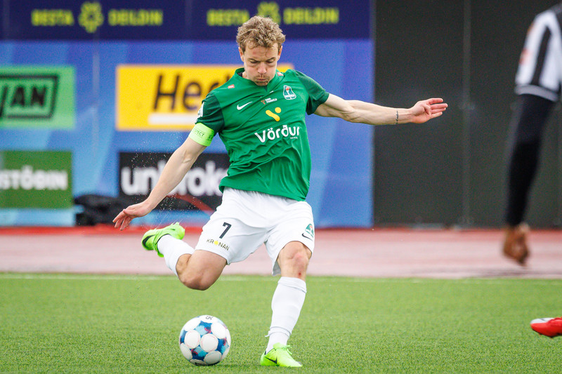 Höskuldur Gunnlaugsson.
