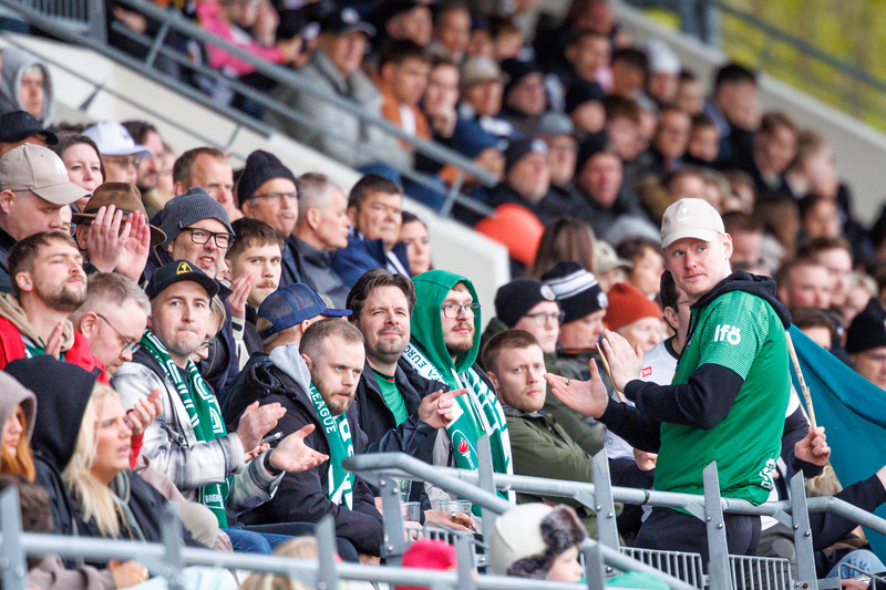 Stuðningsmenn Breiðabliks og Víkings ósáttir með leiktímann - „Fyrir hverja er leikurinn?"
