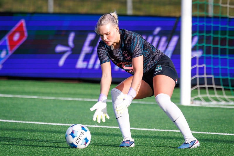Herdís Halla Guðbjartsdóttir varði eina vítaspyrnu í Aktobe í dag.