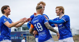 Útvarpsþátturinn - Slot rekinn og þrjú lið í Bestu...