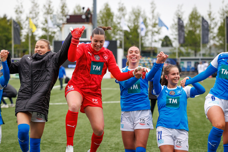 Ísland um helgina - Skemmtilegir slagir í efstu deildum