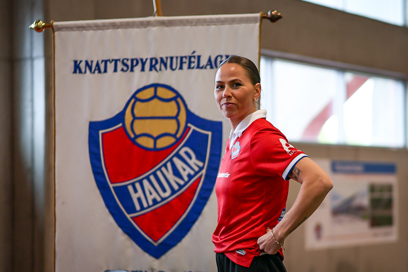 Myndaveisla: Sara mætt heim eftir 18 ára fjarveru