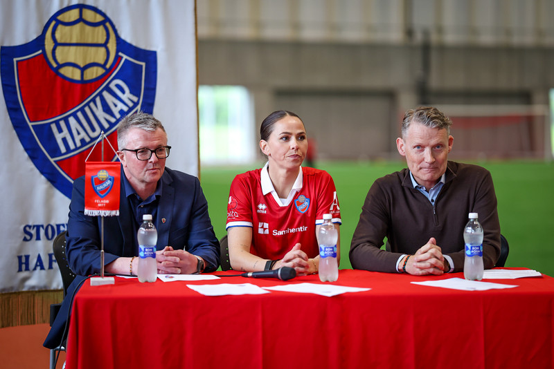 Myndaveisla: Sara mætt heim eftir 18 ára fjarveru