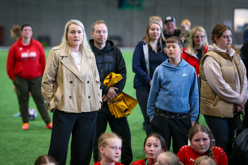 Myndaveisla: Sara mætt heim eftir 18 ára fjarveru