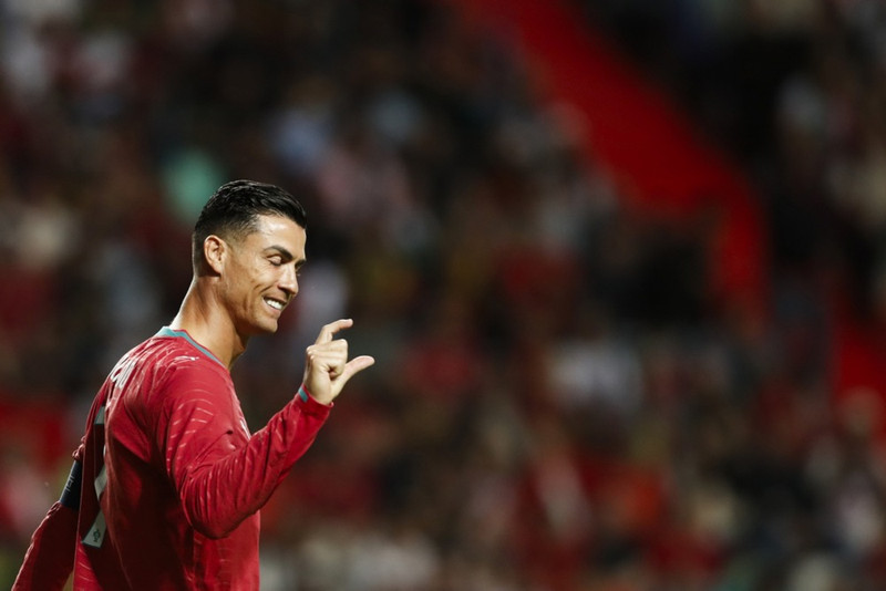Veðbankar efast um að Ronaldo leiki eftir þrennu Messi