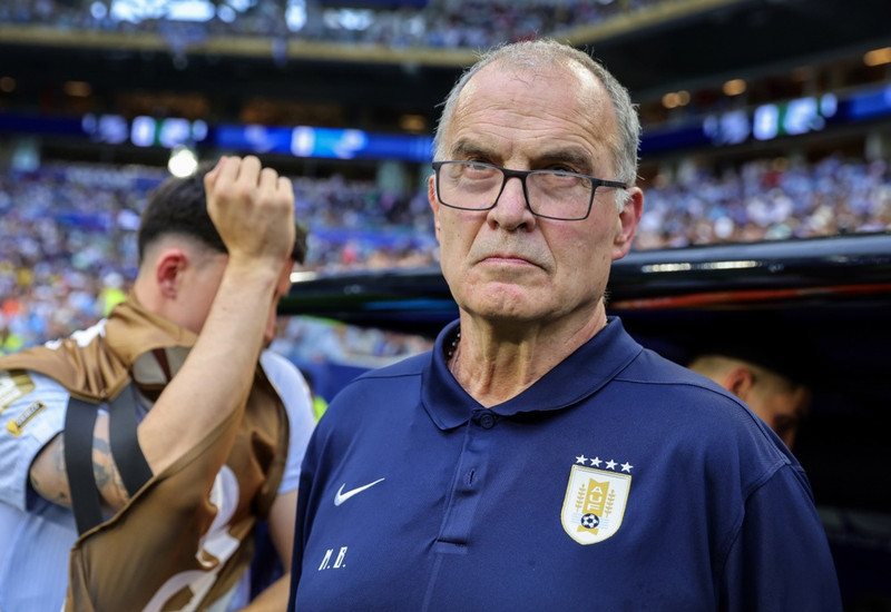 Bielsa bindur ekki bagga sína sömu hnútum og samferðamennirnir.