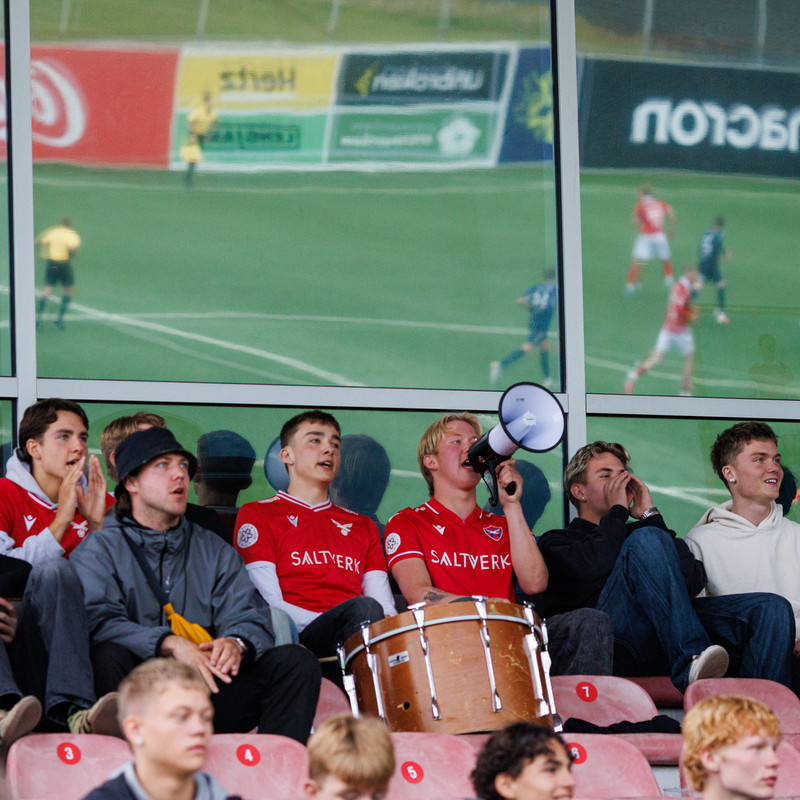 Myndaveisla: Keflavík náði í stig á Hlíðarenda