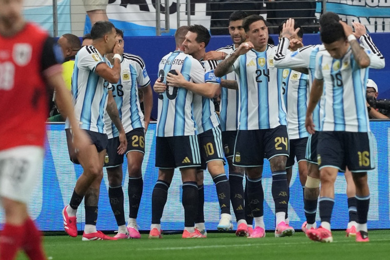 HM: Messi skrifaði söguna og Argentína er komið í 32-liða úrslit