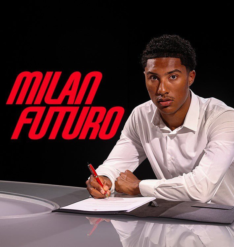 Frá Birmingham til AC Milan (Staðfest)