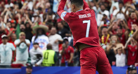 HM: Ronaldo stimplaði sig inn í stórsigri