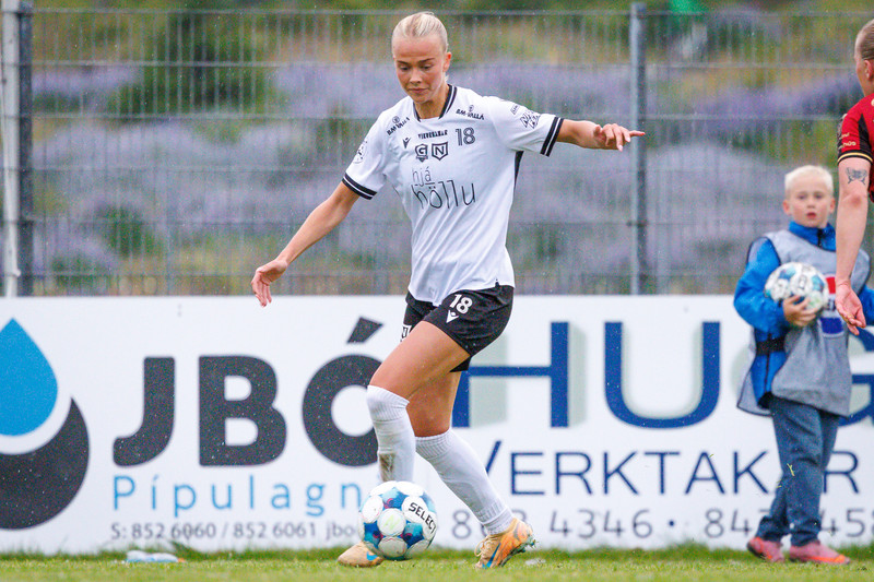 Ása Björg Einarsdóttir skoraði tvö mörk og lagði upp eitt þegar Grindavík/Njarðvík vann Fram á JBÓ-vellinum.
