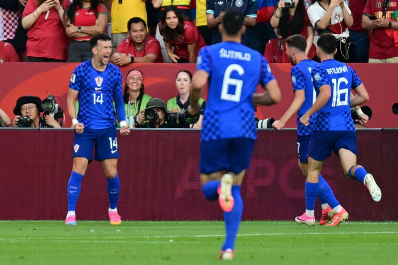 Ivan Perisic fagnar sögulegu marki sínu